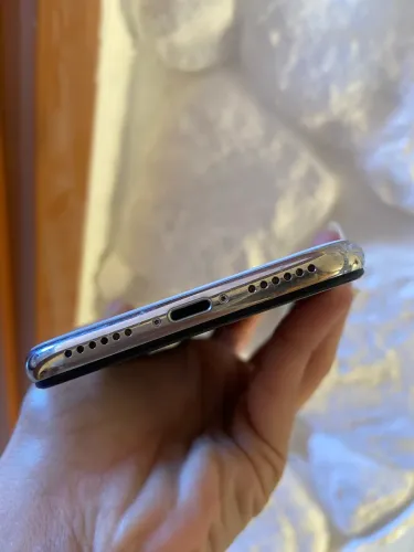 iPhone X