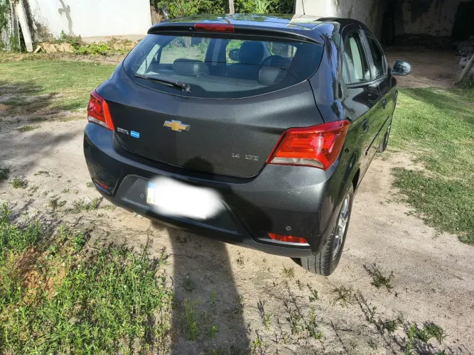 Chevrolet Onix Hatch LTZ 1.4 8V Flex Mec. 4P 2018
