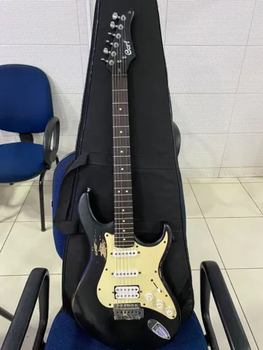 Guitarra G50-HT Cort + Case 