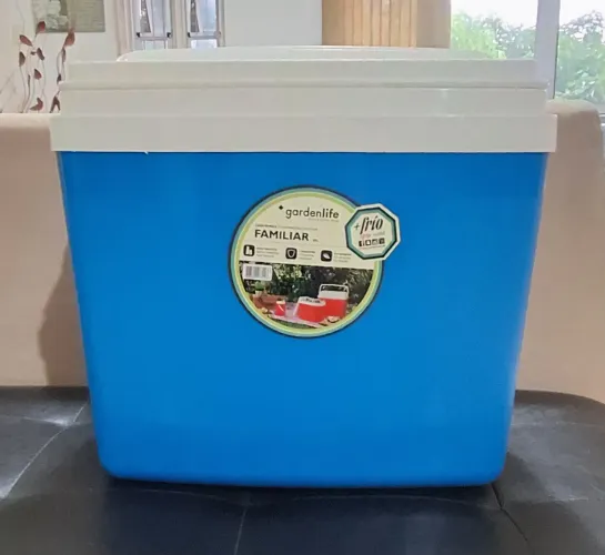 Caixa térmica (cooler) Gardenlife de 20 litros. Buscar próximo a Doca.