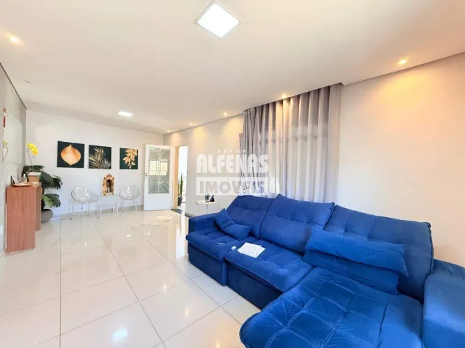 Casa à venda 3 quartos no Bairro NOSSA SENHORA DO CARMO