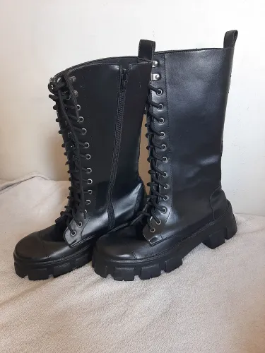 Bota couro cano alto