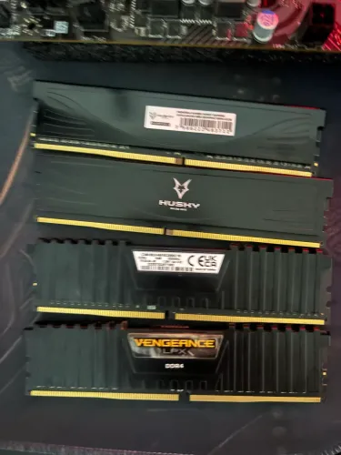 Memória RAM DDR4 - 8GB - 3200mhz