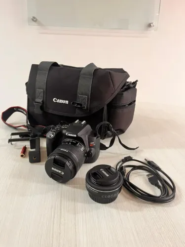 Câmera Canon SL3 + Lente 18-55 + Lente 24mm 2.8