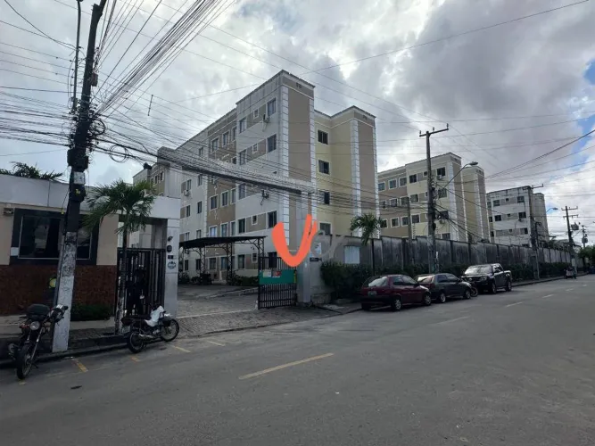 Apartamento com 2 dormitórios à venda, 43 m² por R$ 165.000,00 - Vila Velha - Fortaleza/CE