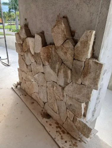 PEDRA MOLETO