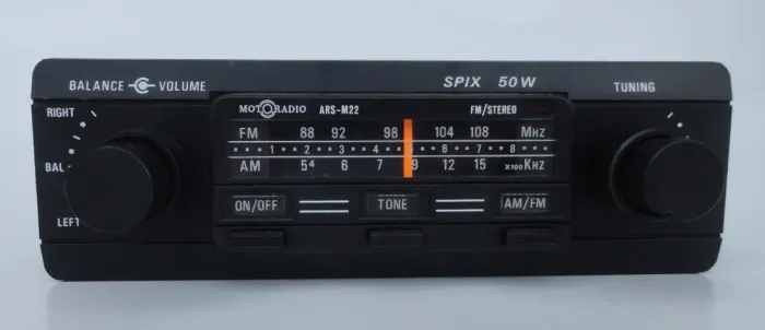 auto radio motoradio