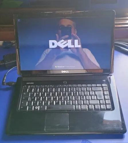 Notebook Dell Mod. Inspiron 1545 - Em ótimo estado