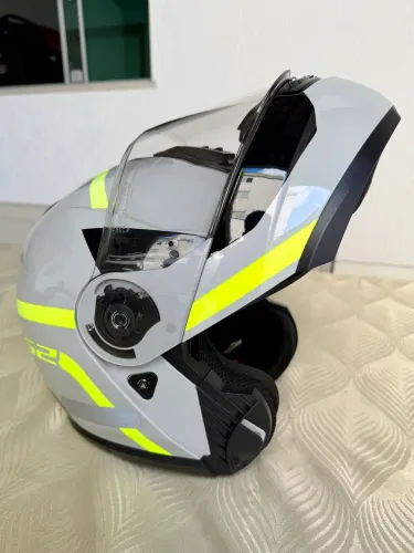 Capacete LS2 Escamoteavel Strobe II 64