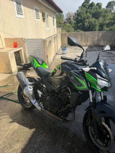 Kawasaki z400 