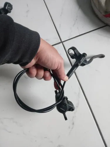 Freio hidráulico shimano MT 200