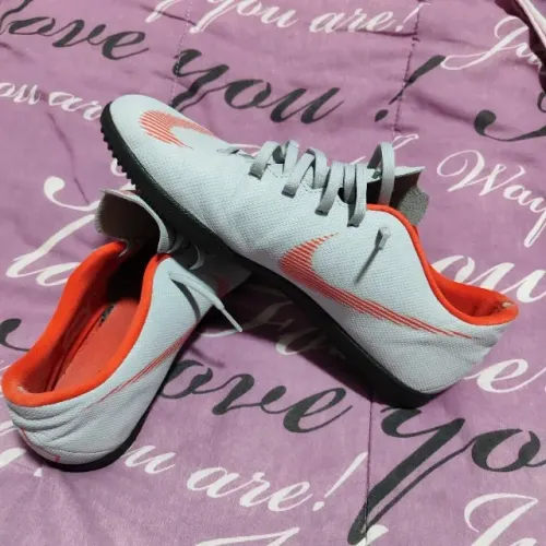 Chuteira Nike Futsal Nº 43 - Ótimo estado