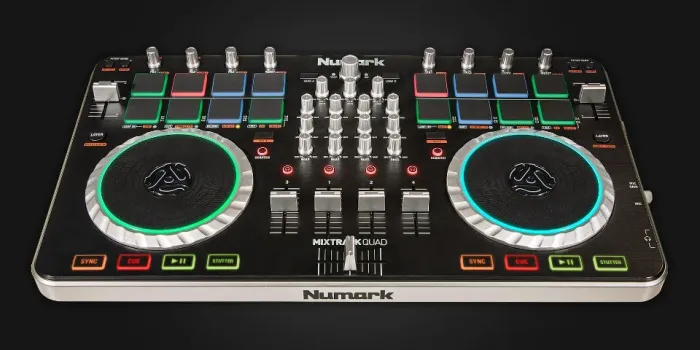 Controladora Dj Numark Mixtrack Quad - 4 Decks + Efeitos