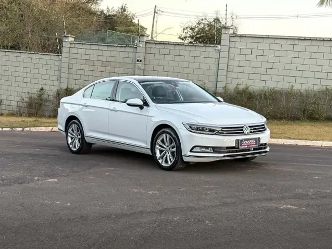 Volkswagen Passat Highline 2.0 TSI 220cv Tip. 2019