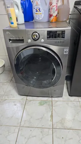 Lava e Seca LG Usada
