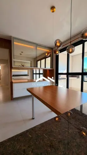 Apartamento próximo ao Praia Clube, Uberlândia - 1 suíte, varanda gourmet, portaria 24h.