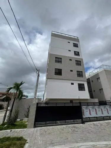 Apartamento com 3 dormitórios à venda, 81 m² por R$ 680.000,00 - Altiplano Cabo Branco - J