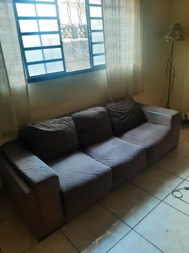 Sofá 3 lugares usado