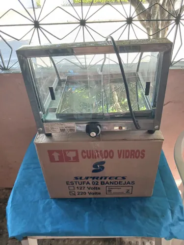 Estufa para salgados. 