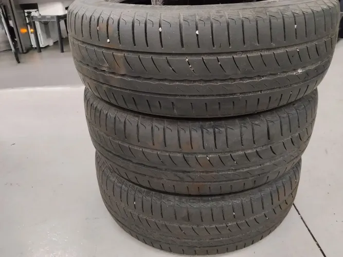 Pneu 185-60-15