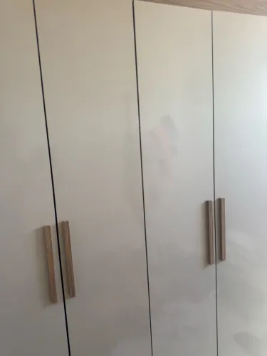 Guarda roupa 6 portas