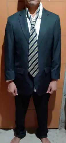 Terno no tamanho 46