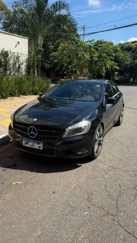 Mercedes-Benz Classe A 200 1.6 TB 16V Urban 156cv Aut. 2014