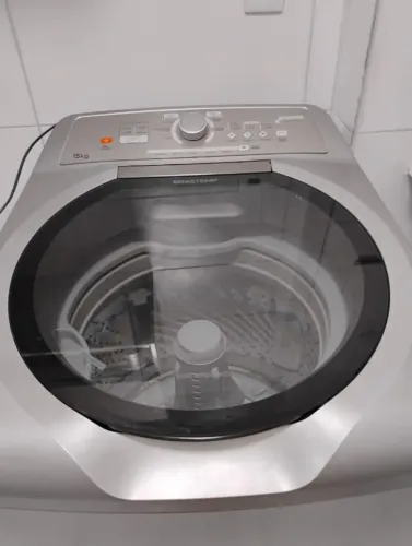 Peça de máquina Brastemp Embora esteja funcionando
