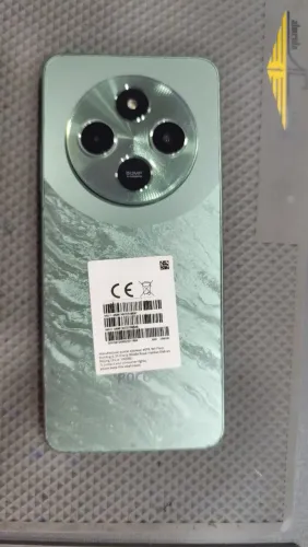 Vende-se celular Poco C75 com capinha e película de brinde, 3 meses de garantia.