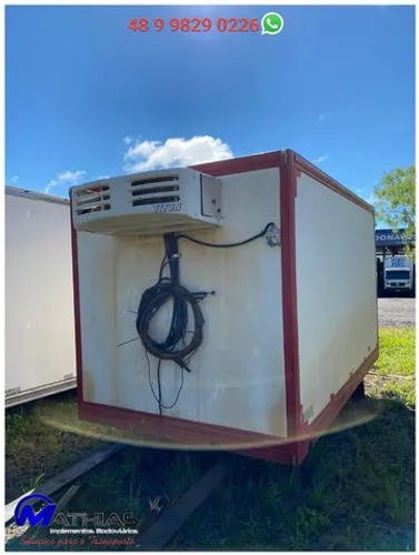 Bau termico 3,65m ano 2010 usado Mathias implementos