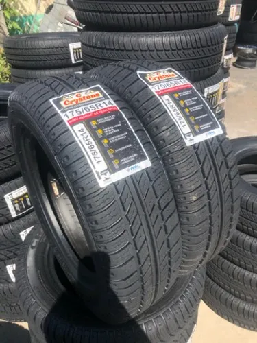 Par de pneus crystone remolde 175/65/14