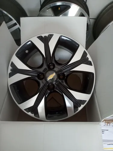 Rodas Novas aro 15 KRMAI Modelo Onix Premier