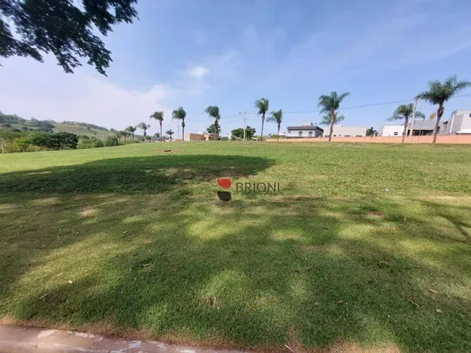 Terreno Comercial Alto Padrão, com 255m² à venda no condomínio Alphaville, em Ribeirão Pre