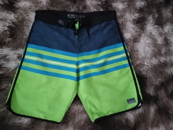 4 bermudas n.44 por 40,00