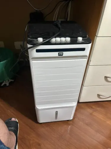 Way frio com Água e gelo pouquíssimo usado