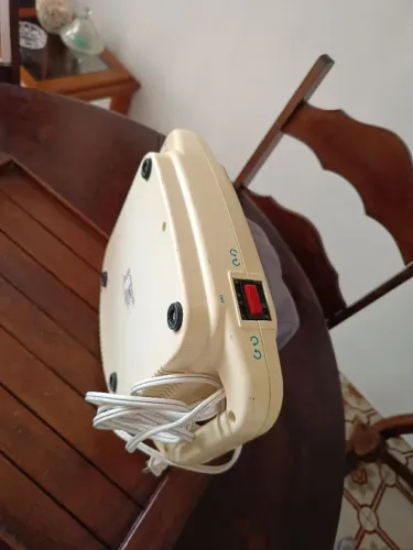 Aparelho de massagem para costas