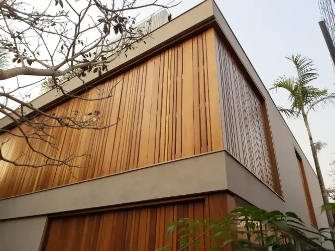 Procurando Brise de madeira para sua obra ? Fale com a Phanda