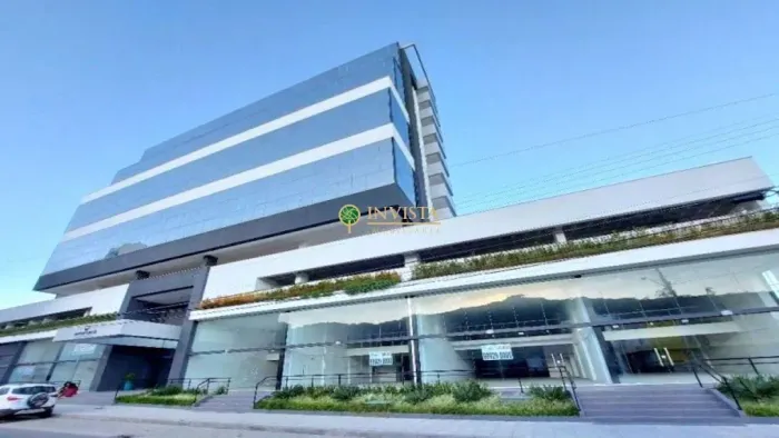 Sala Comercial à venda com 1 vaga de garagem no Saco dos Limões.