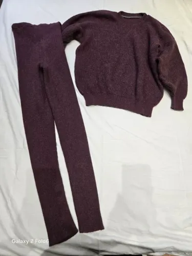 Conjunto vinho de fio de Lhama