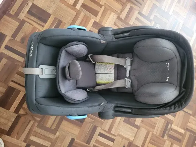 Bebê conforto Uppa Baby - modelo Mesa