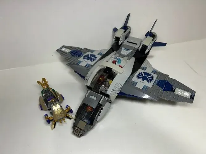 Lego 6869 Quinjet Aerial Battle (Batalha Aérea Quinjet)