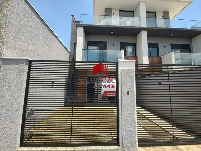 Sobrado em condomínio com 170m² 3 quartos, à venda, no bairro Vila Fanny em Curitiba