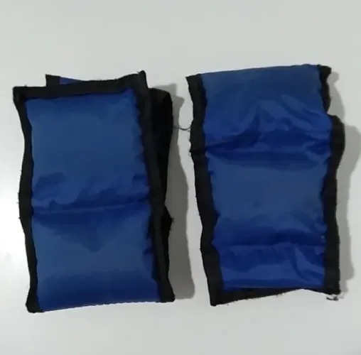 Vendo Kit Funcional - 1 Par de Caneleira 500g e 1 Par de Halter 1kg