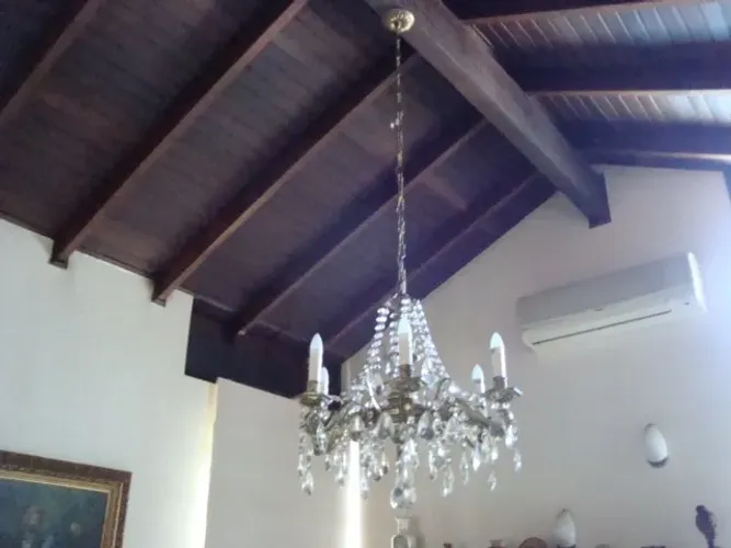 Lustre de bronze com cristal com 6 lâmpadeas