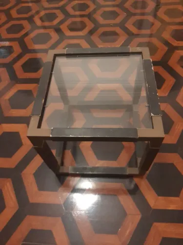 Mesa de Canto / O Par (2 mesas) no estado.