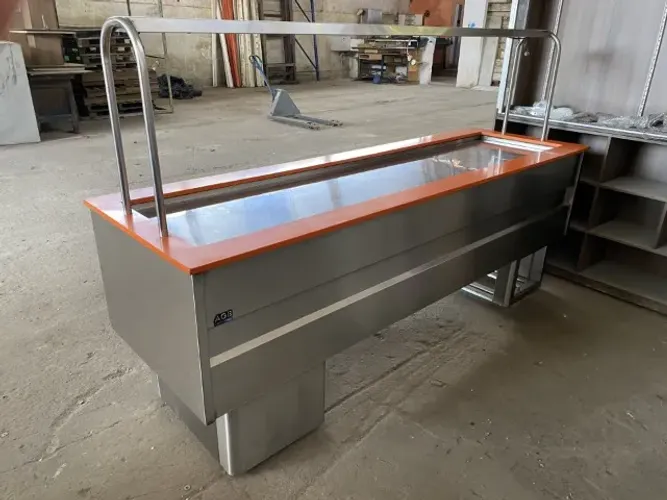 PISTA FRIA EM AÇO INOX 304 MED: 2,50C X 0,78L X 0,90A