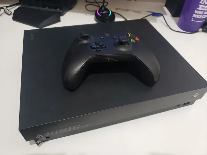 Xbox one X 4k 1tb