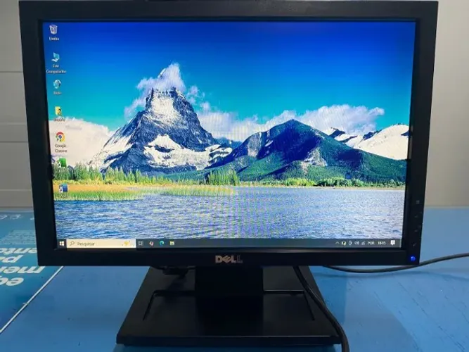 Monitor Dell E1709wc 17 Widescreen 1440x900 Vga Cor Preto Voltagem 110v/220v