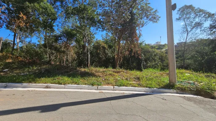 Excelente lote com fundo para área verde, Vista da Lagoa