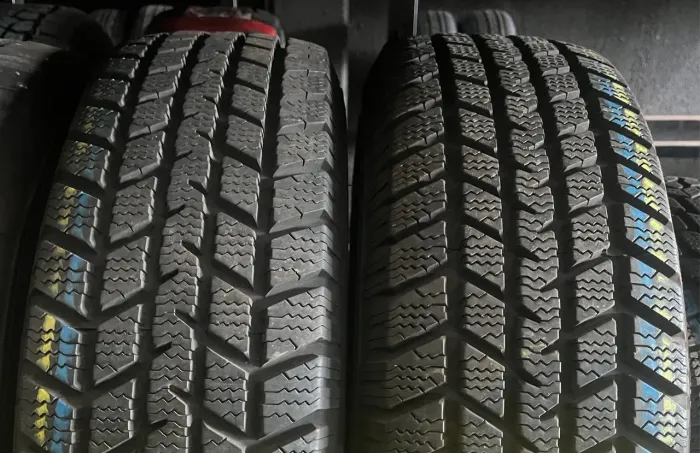 Par de pneus 14 Kombi , Opala 195/70 R14 semi novos 